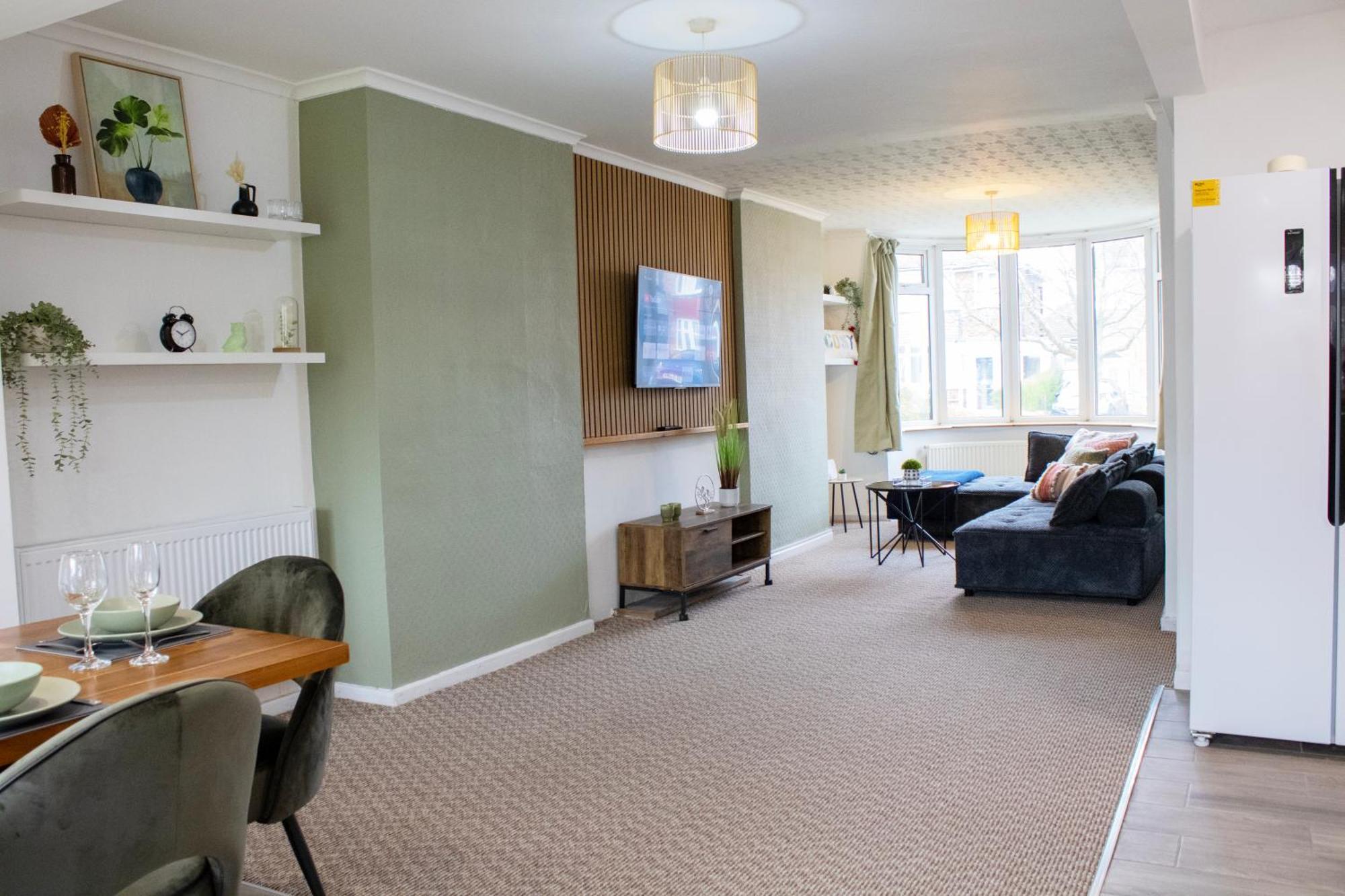 Harvard House, Stylish 3 Bedroom House In Solihull 5 Mins To The Nec, Bhx ,Jlr With Free Parking 버밍엄 외부 사진