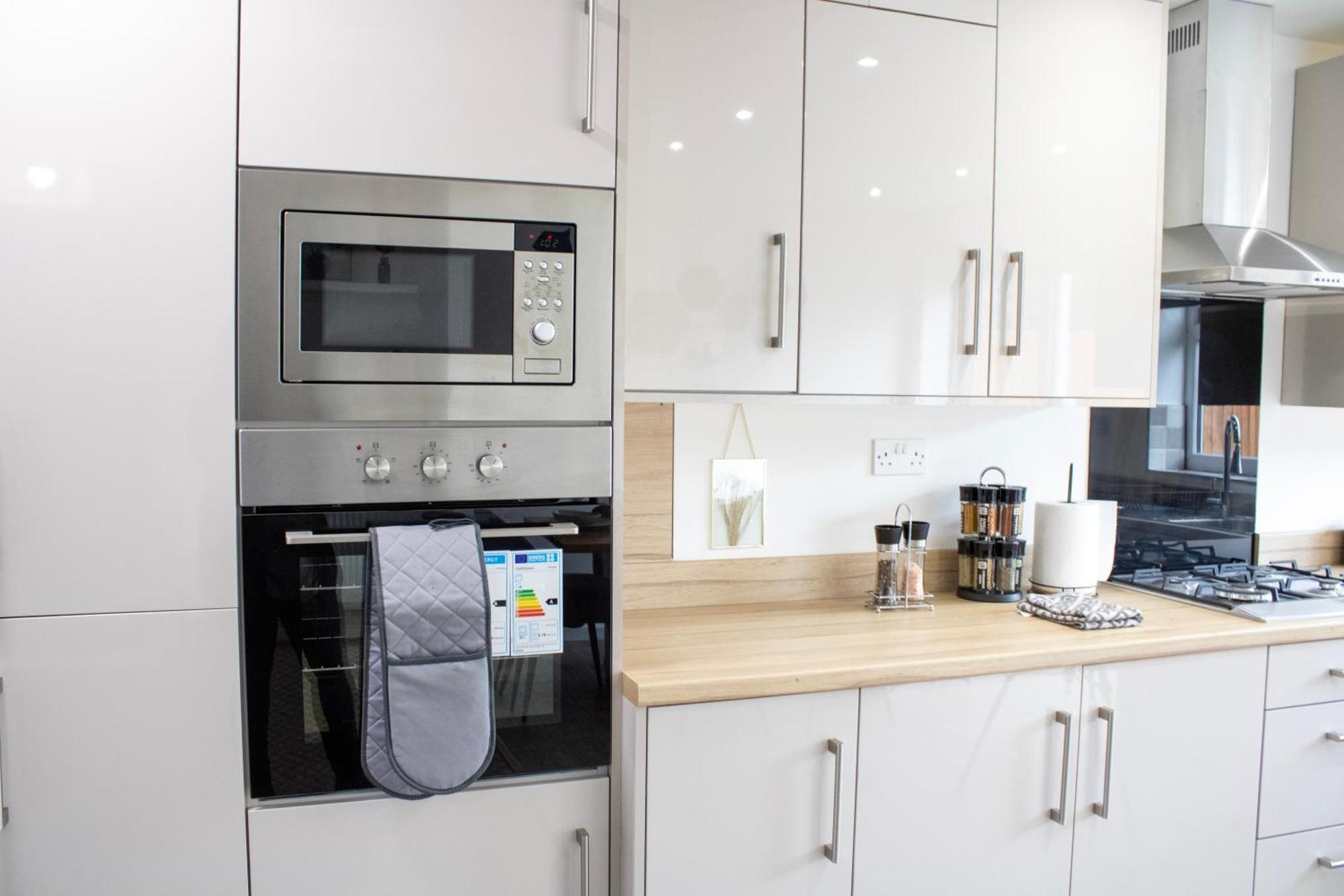 Harvard House, Stylish 3 Bedroom House In Solihull 5 Mins To The Nec, Bhx ,Jlr With Free Parking 버밍엄 외부 사진